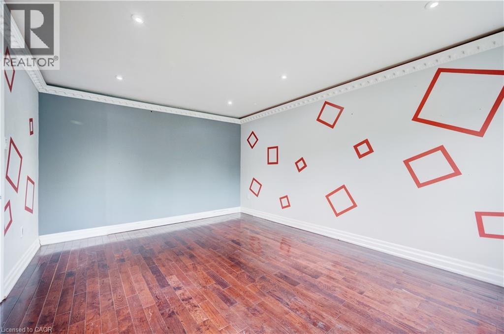 61 Clarence Street, Brampton, Ontario  L6W 1S4 - Photo 7 - 40787820