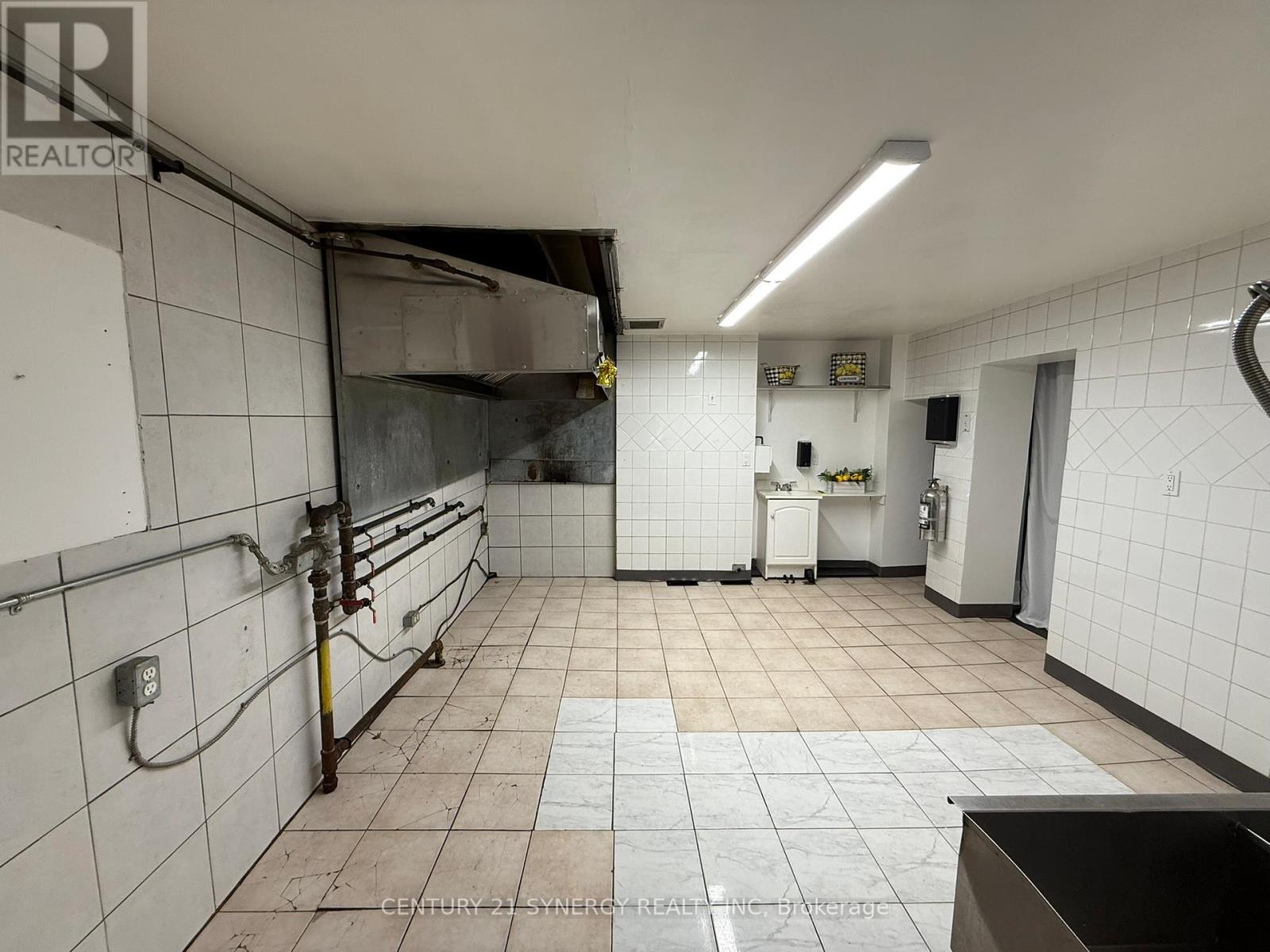 106 Main Street W, Merrickville-Wolford, Ontario  K0G 1N0 - Photo 9 - X12217321