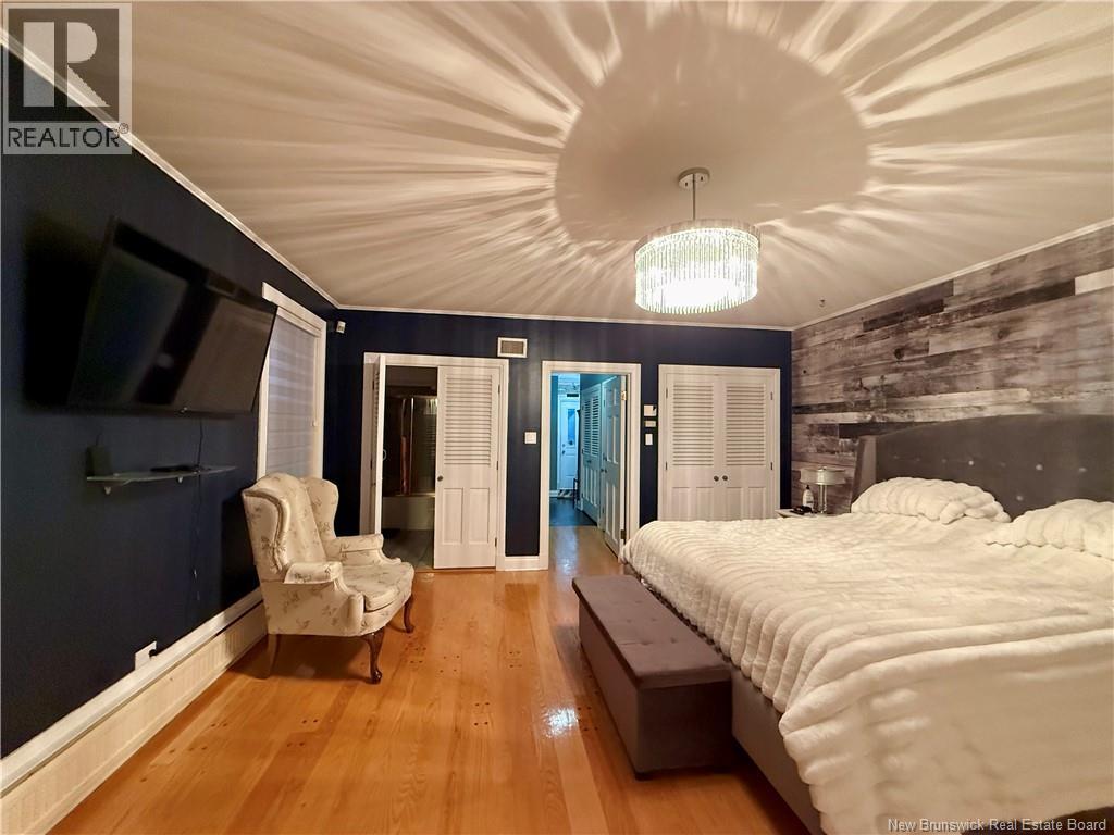 28 Lawson Street, Edmundston, New Brunswick  E3V 1Z4 - Photo 19 - NB129995