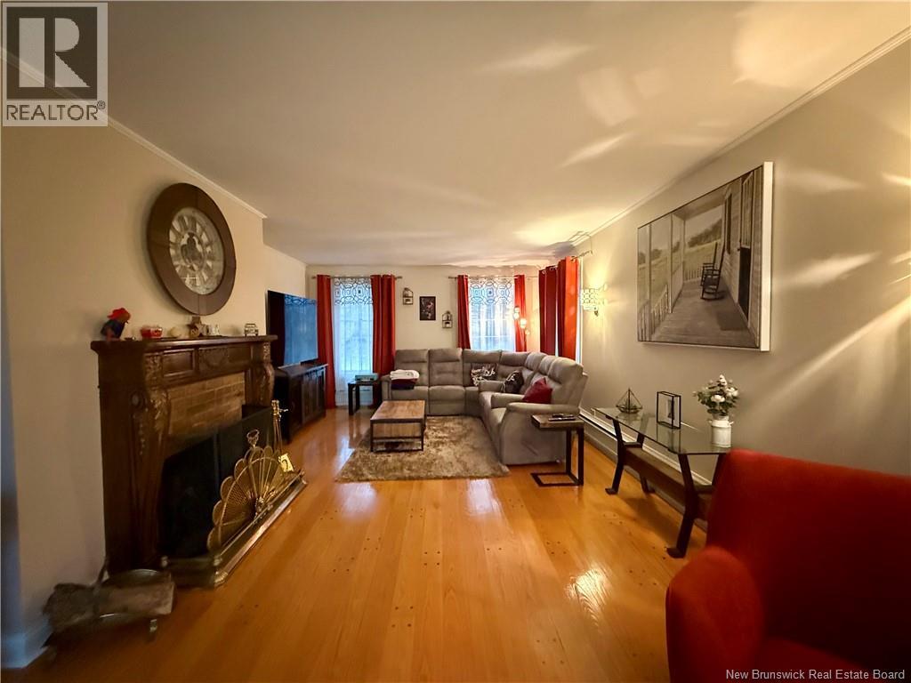 28 Lawson Street, Edmundston, New Brunswick  E3V 1Z4 - Photo 14 - NB129995