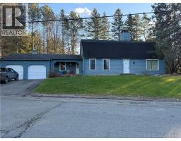 28 Lawson Street, edmundston, New Brunswick