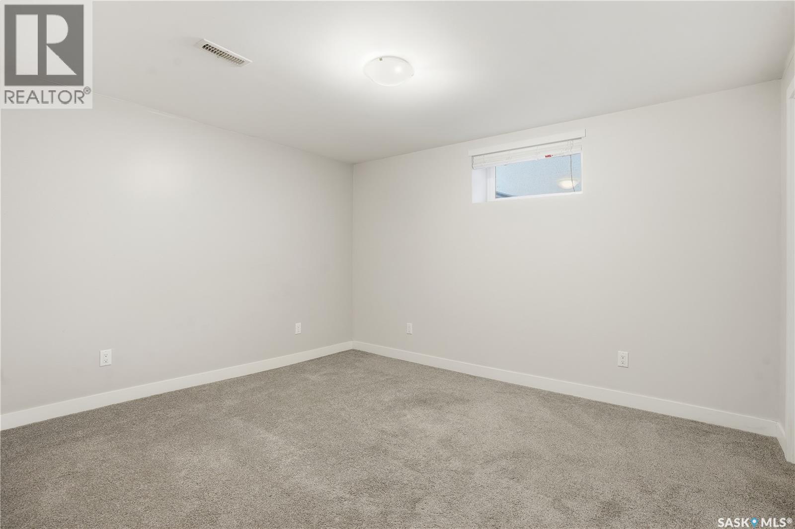 10 O' Neill Street, Regina, Saskatchewan  S4T 7K1 - Photo 34 - SK023877