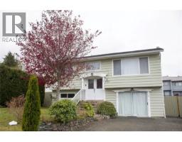 8810 Douglas St Port Hardy