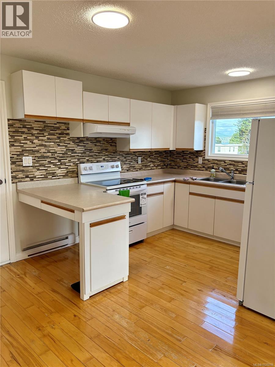 8810 Douglas St, Port Hardy, British Columbia  V0N 2P0 - Photo 8 - 1020218