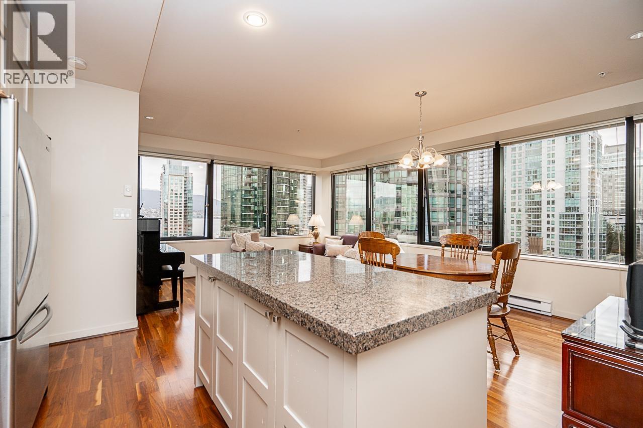 906 1333 W Georgia Street, Vancouver, British Columbia  V6E 4V3 - Photo 3 - R3066662
