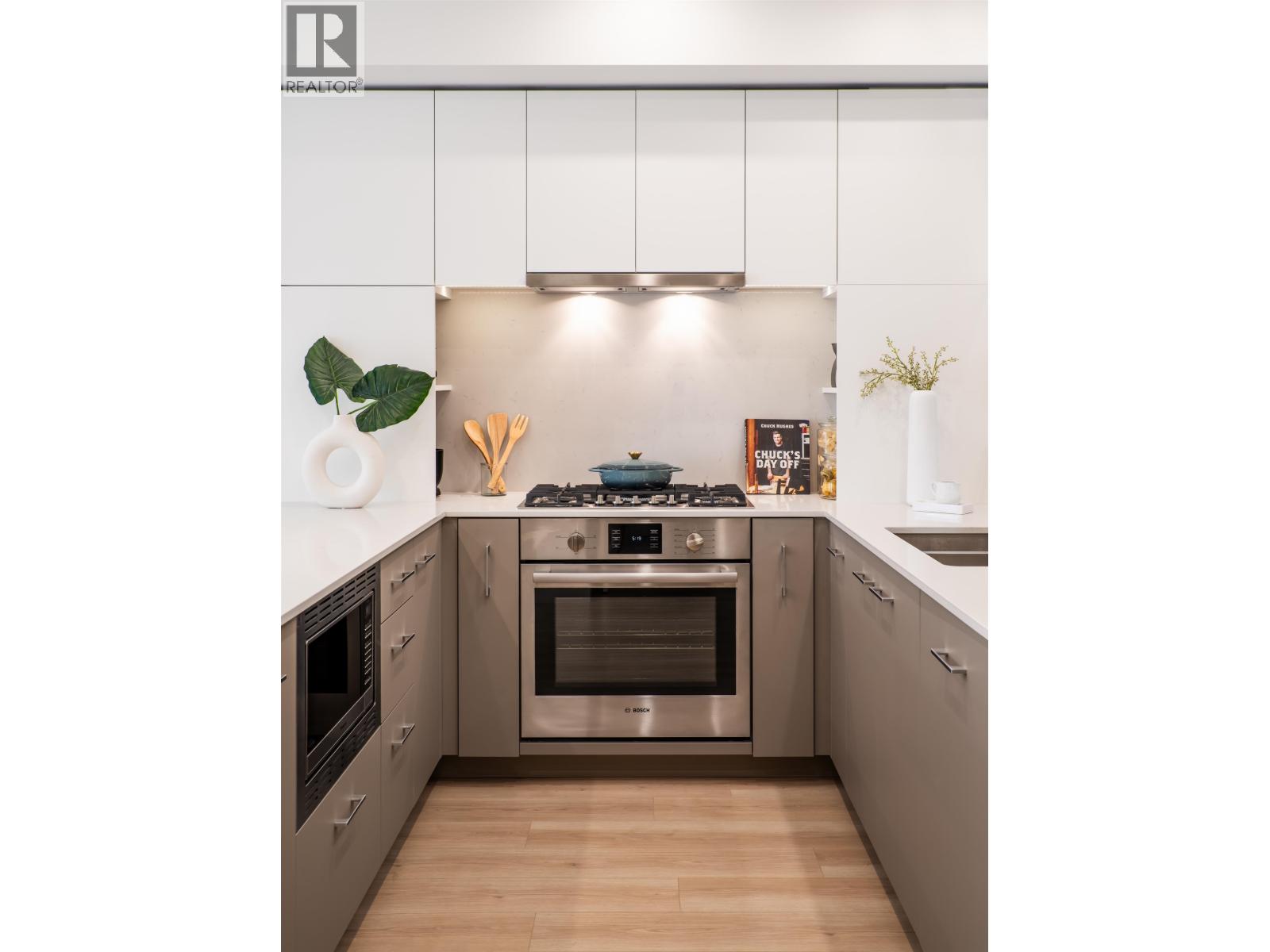 112 342 Mountain Highway, North Vancouver, British Columbia  V7J 2K8 - Photo 11 - R3062978