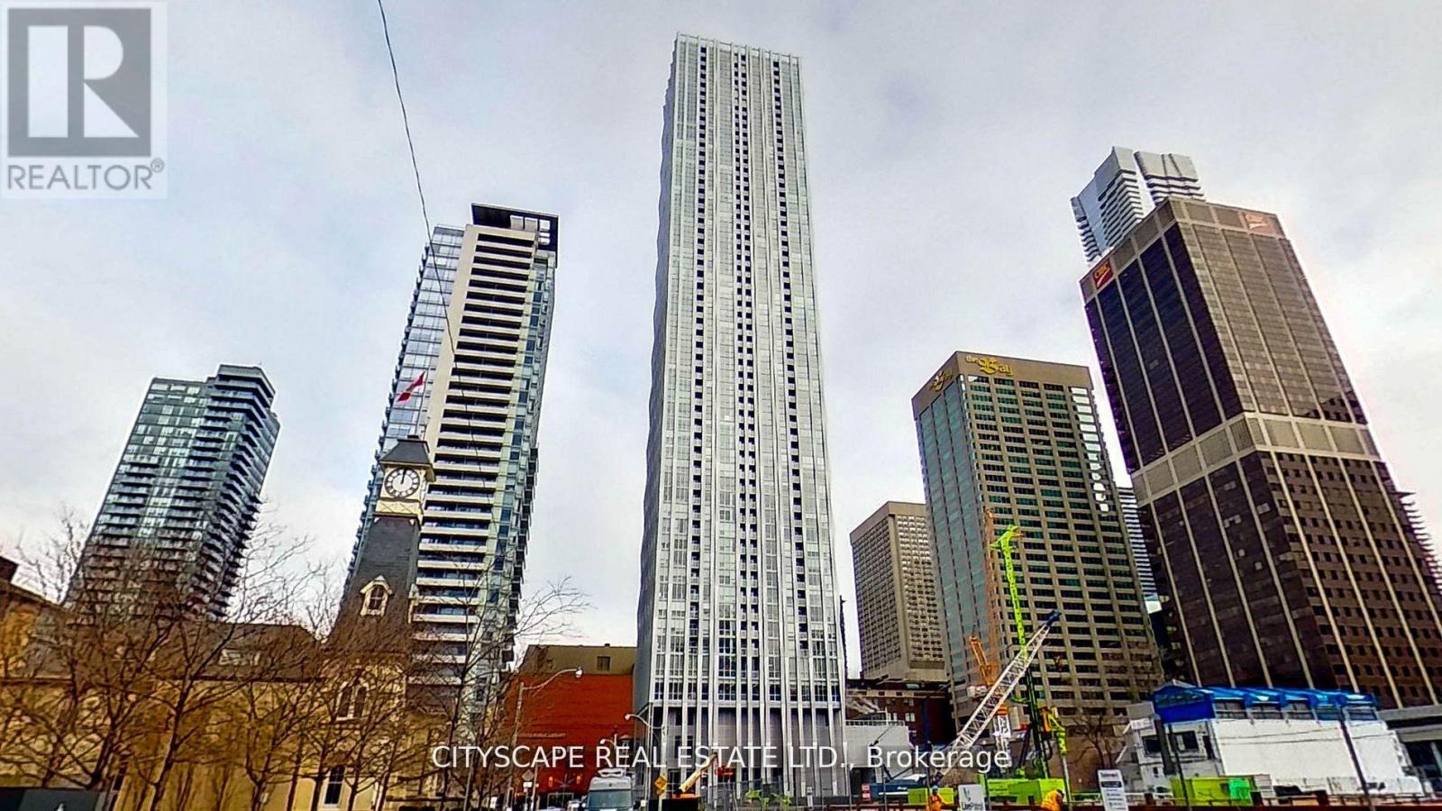 1706 - 1 YORKVILLE AVENUE, Toronto, Ontario