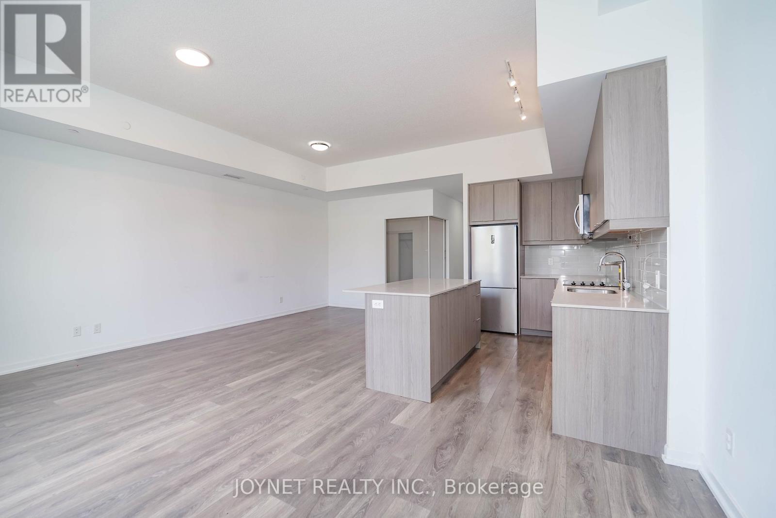 Th02 - 32 Forest Manor Road, Toronto, Ontario  M2J 0H2 - Photo 10 - C12538014