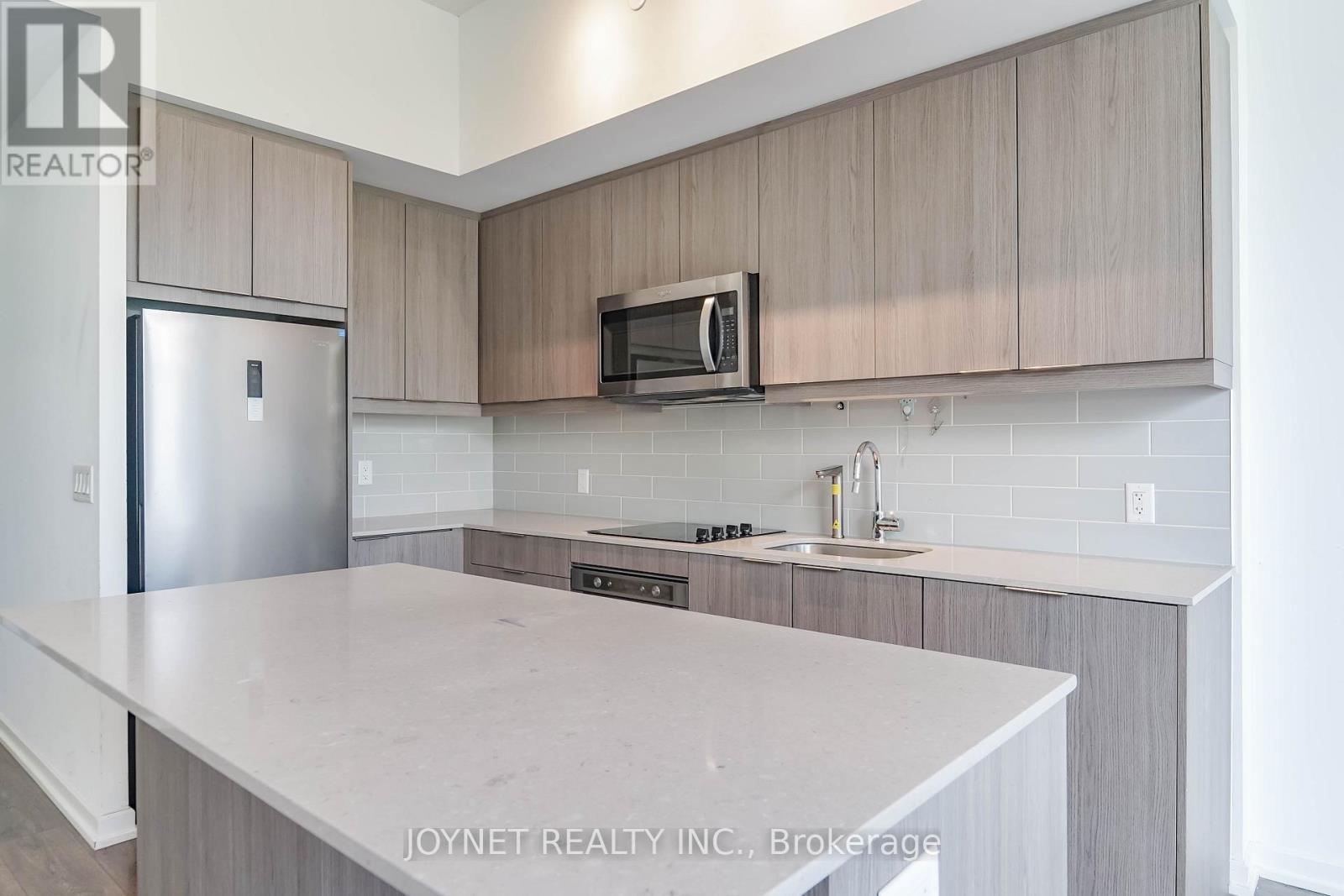 Th02 - 32 Forest Manor Road, Toronto, Ontario  M2J 0H2 - Photo 15 - C12538014