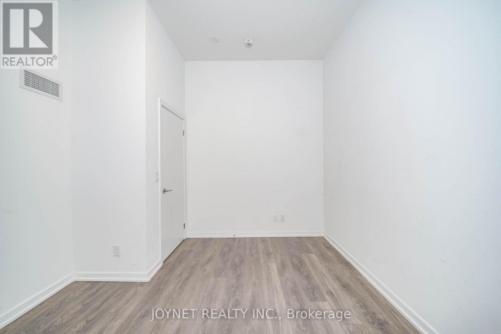 Th02 - 32 Forest Manor Road, Toronto, Ontario  M2J 0H2 - Photo 20 - C12538014