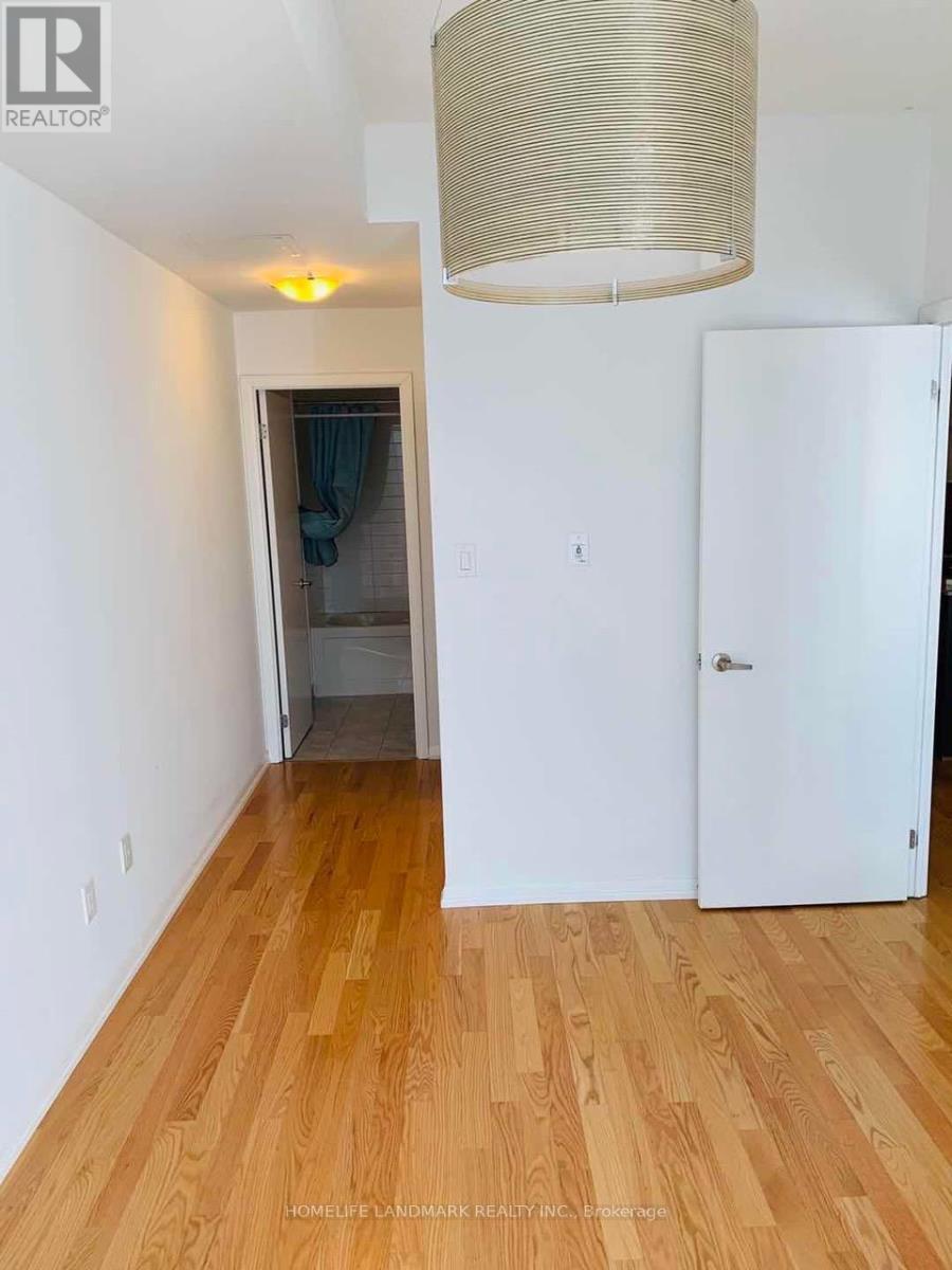 3301 - 38 Grenville Street, Toronto, Ontario  M4Y 1A5 - Photo 3 - C12538016