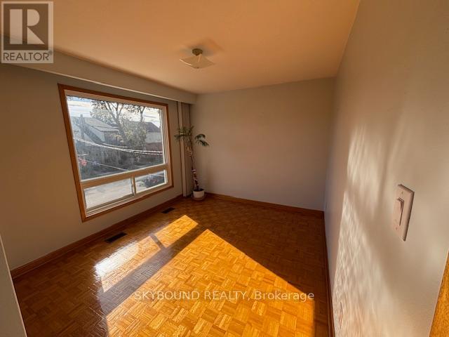 110a Morrison Avenue, Toronto, Ontario M6E 1M2 - Photo 11 - W12512746