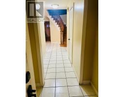 118 BANTING CRESCENT, Brampton, Ontario