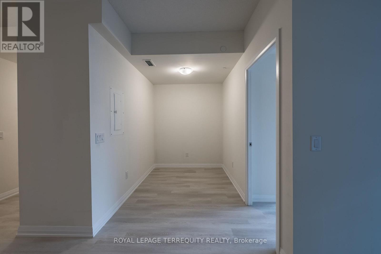 805 - 3260 Sheppard Avenue E, Toronto, Ontario  M1T 3K3 - Photo 8 - E12537878