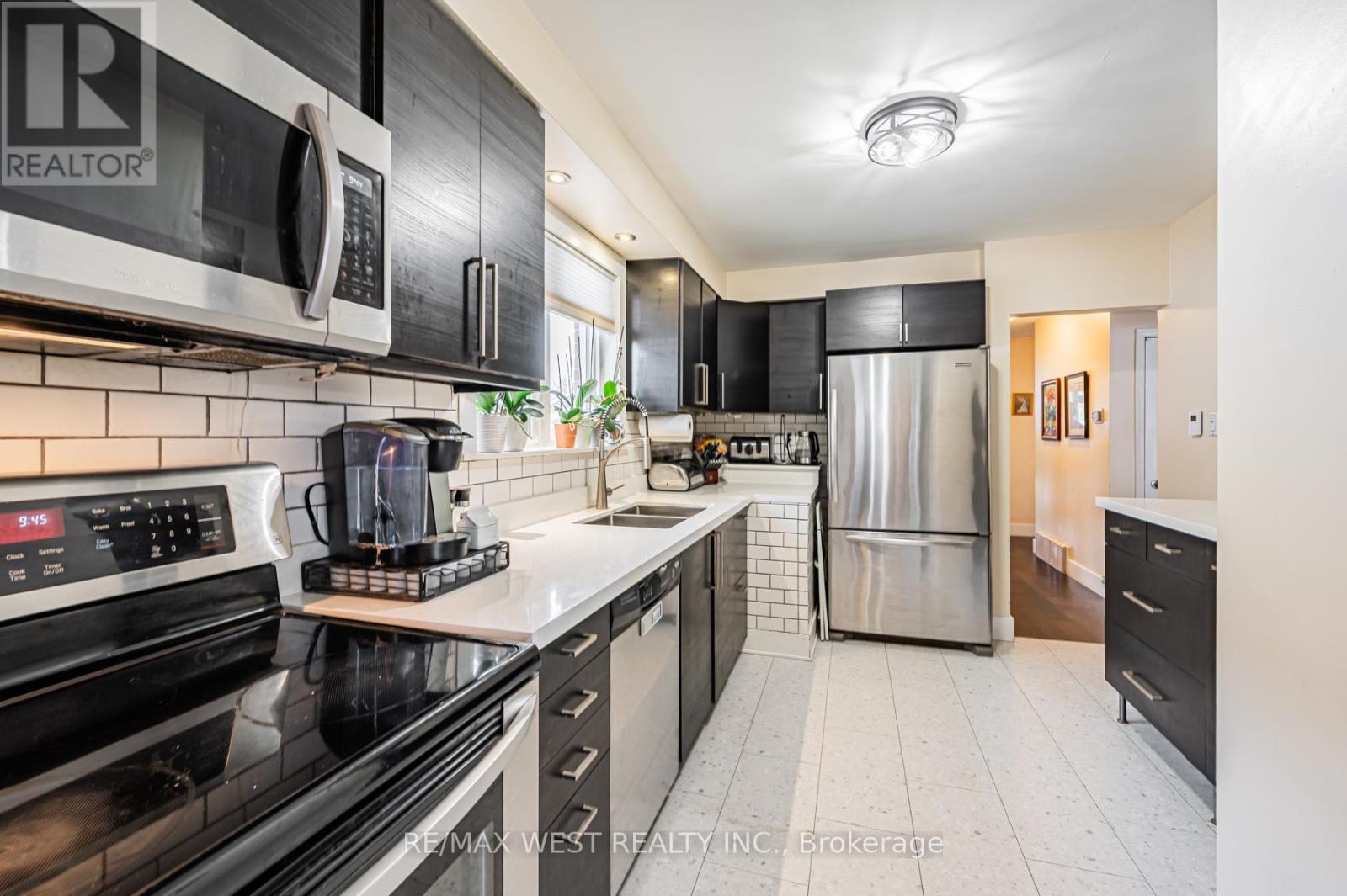 75 Homestead Road, Toronto, Ontario  M1E 3S1 - Photo 4 - E12538002