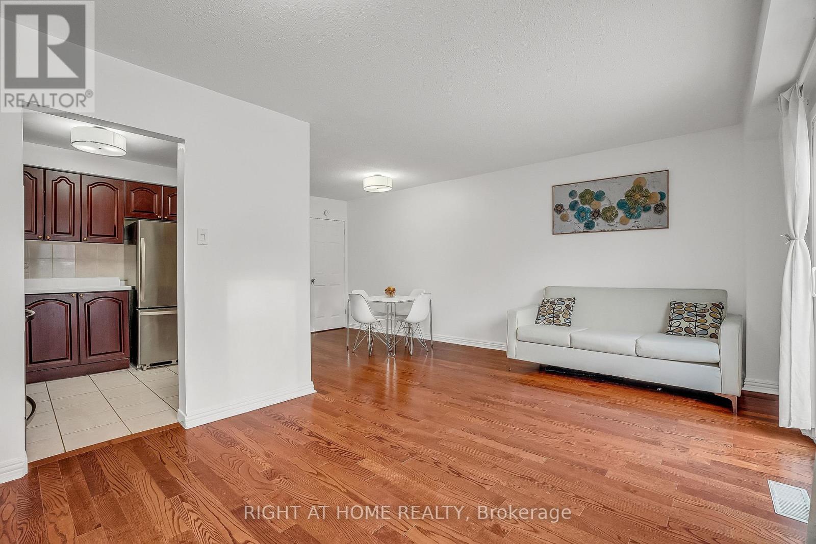 42 - 1121 Sandhurst Circle, Toronto, Ontario  M1V 1V4 - Photo 12 - E12538008