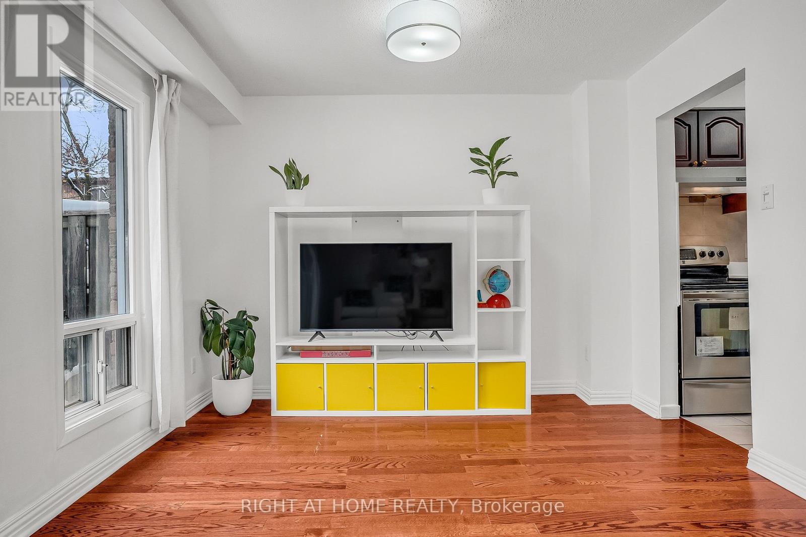 42 - 1121 Sandhurst Circle, Toronto, Ontario  M1V 1V4 - Photo 13 - E12538008