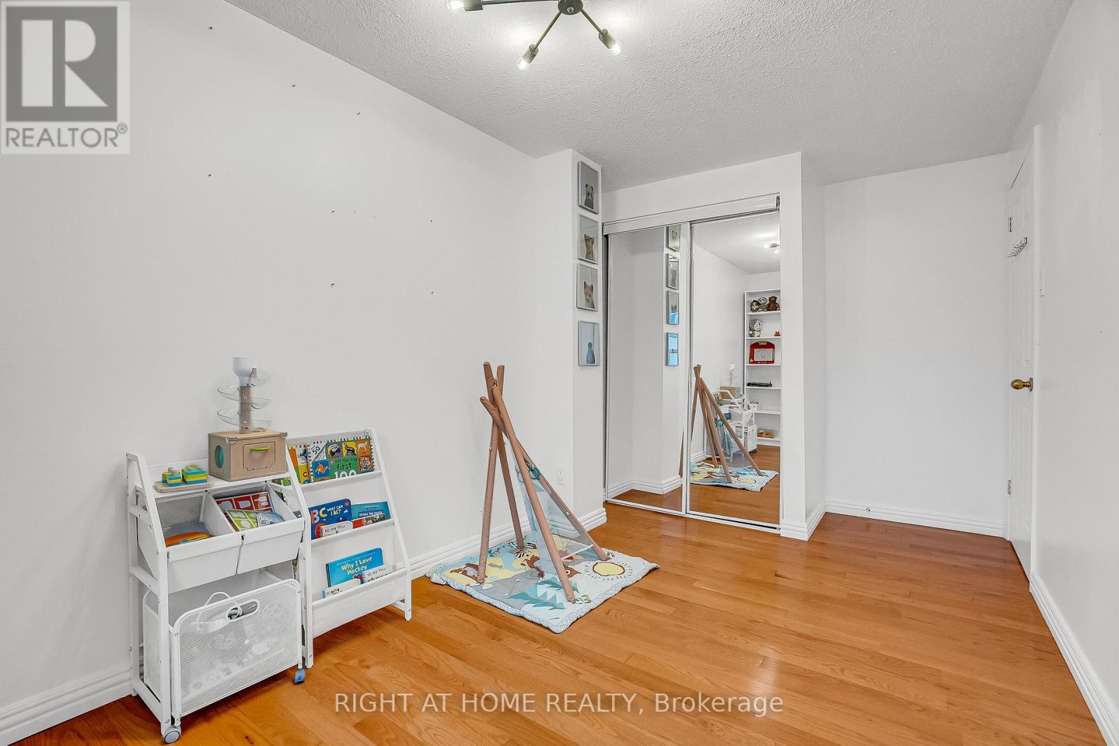 42 - 1121 Sandhurst Circle, Toronto, Ontario  M1V 1V4 - Photo 27 - E12538008