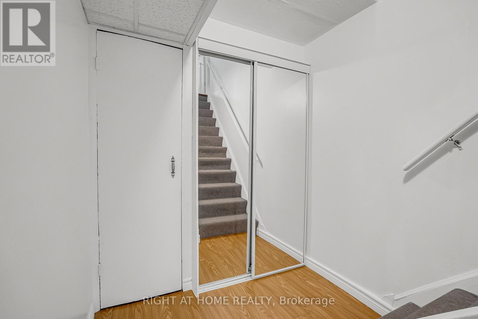 42 - 1121 Sandhurst Circle, Toronto, Ontario  M1V 1V4 - Photo 32 - E12538008