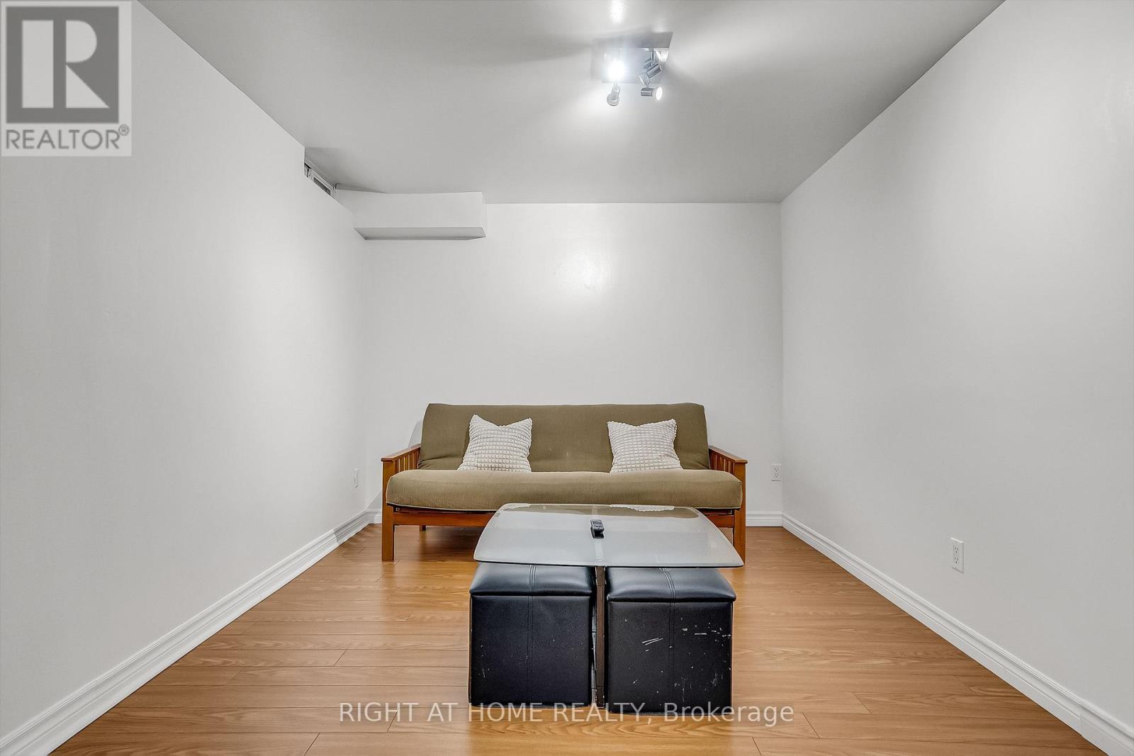 42 - 1121 Sandhurst Circle, Toronto, Ontario  M1V 1V4 - Photo 36 - E12538008