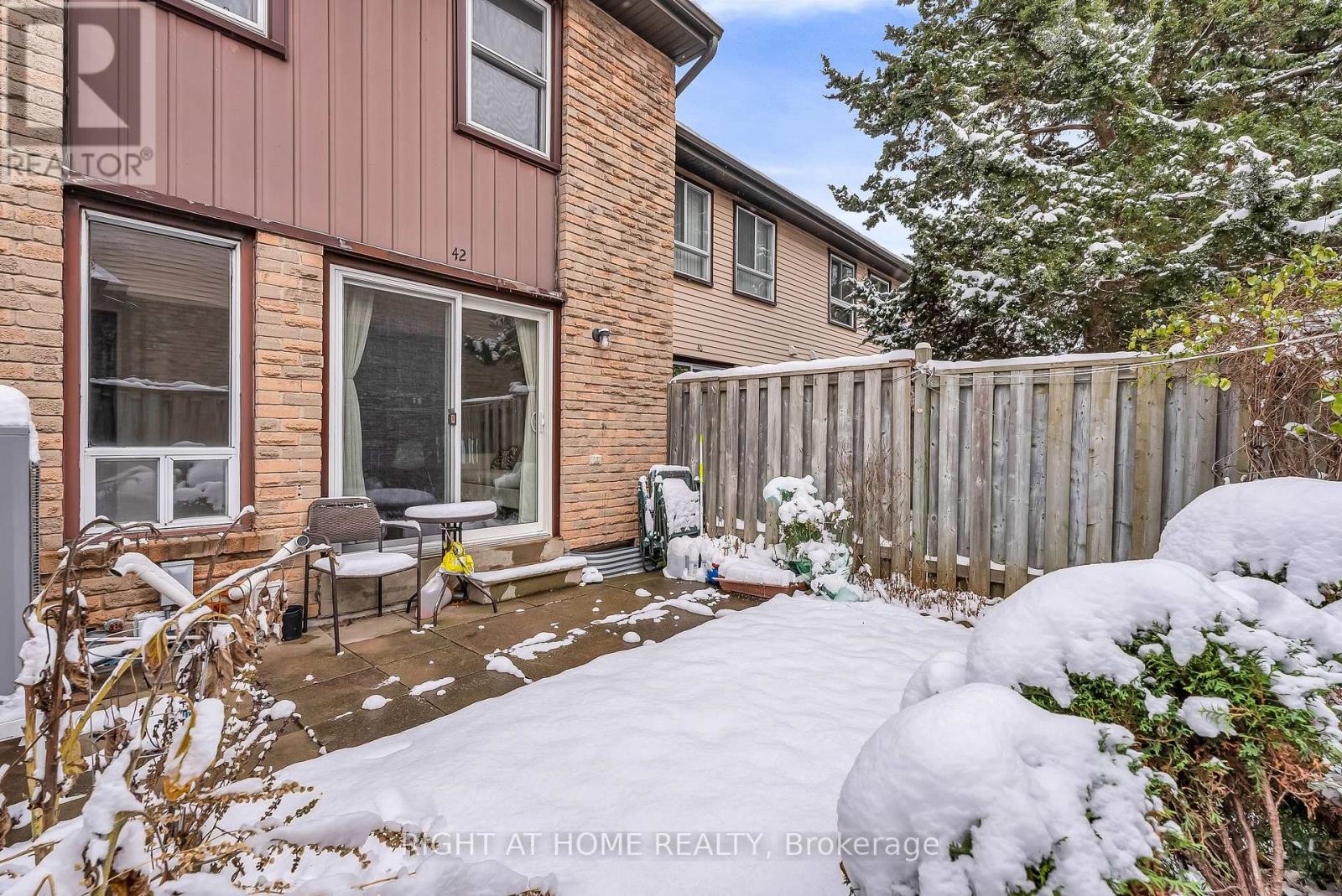 42 - 1121 Sandhurst Circle, Toronto, Ontario  M1V 1V4 - Photo 40 - E12538008