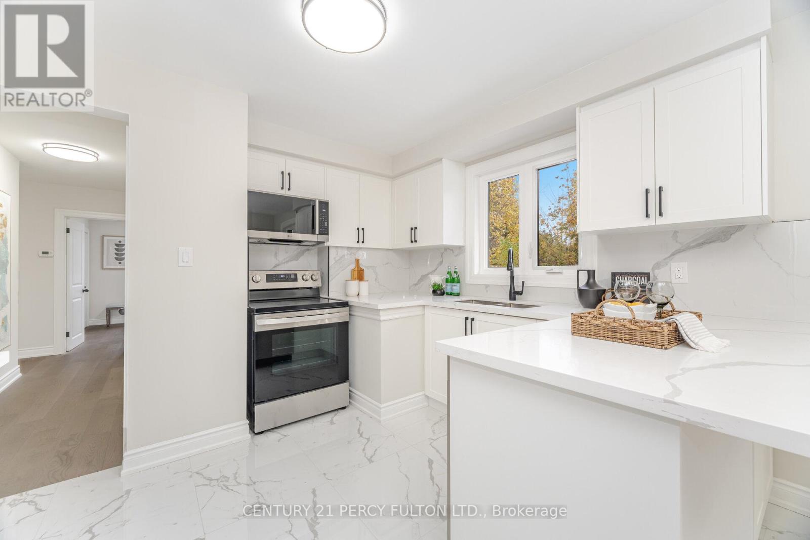 35 Lynnbrook Drive, Toronto, Ontario  M1H 2M1 - Photo 12 - E12538100