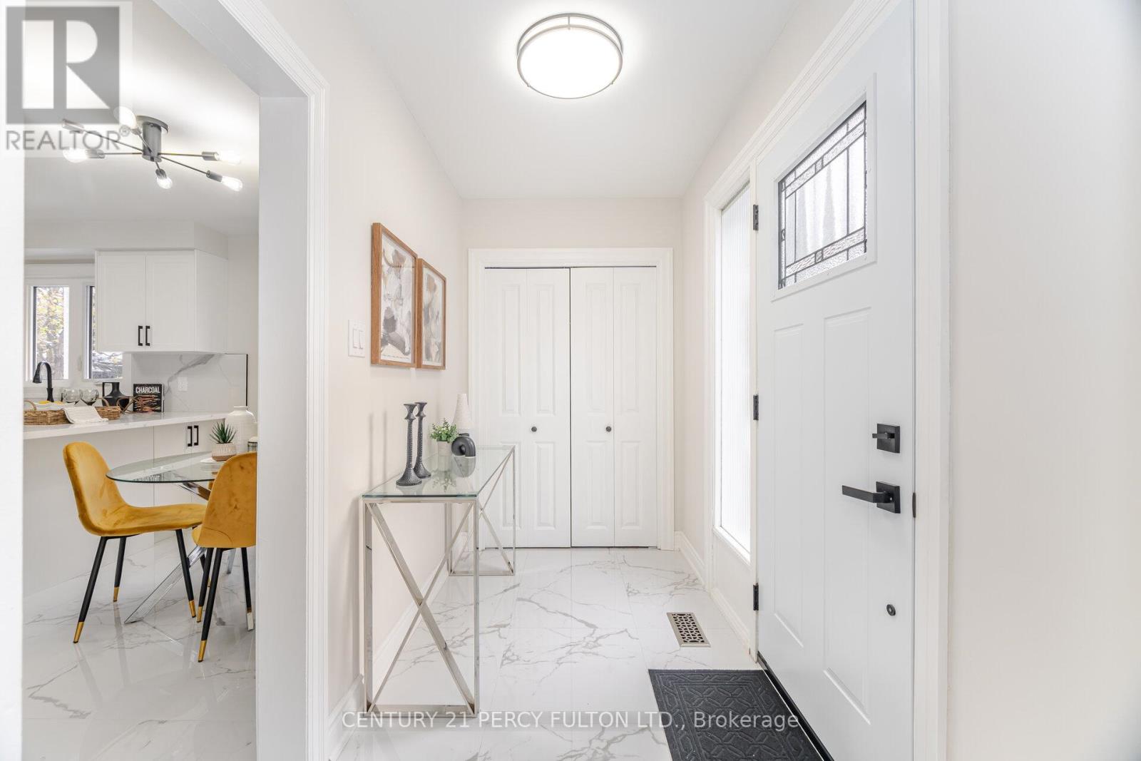 35 Lynnbrook Drive, Toronto, Ontario  M1H 2M1 - Photo 3 - E12538100