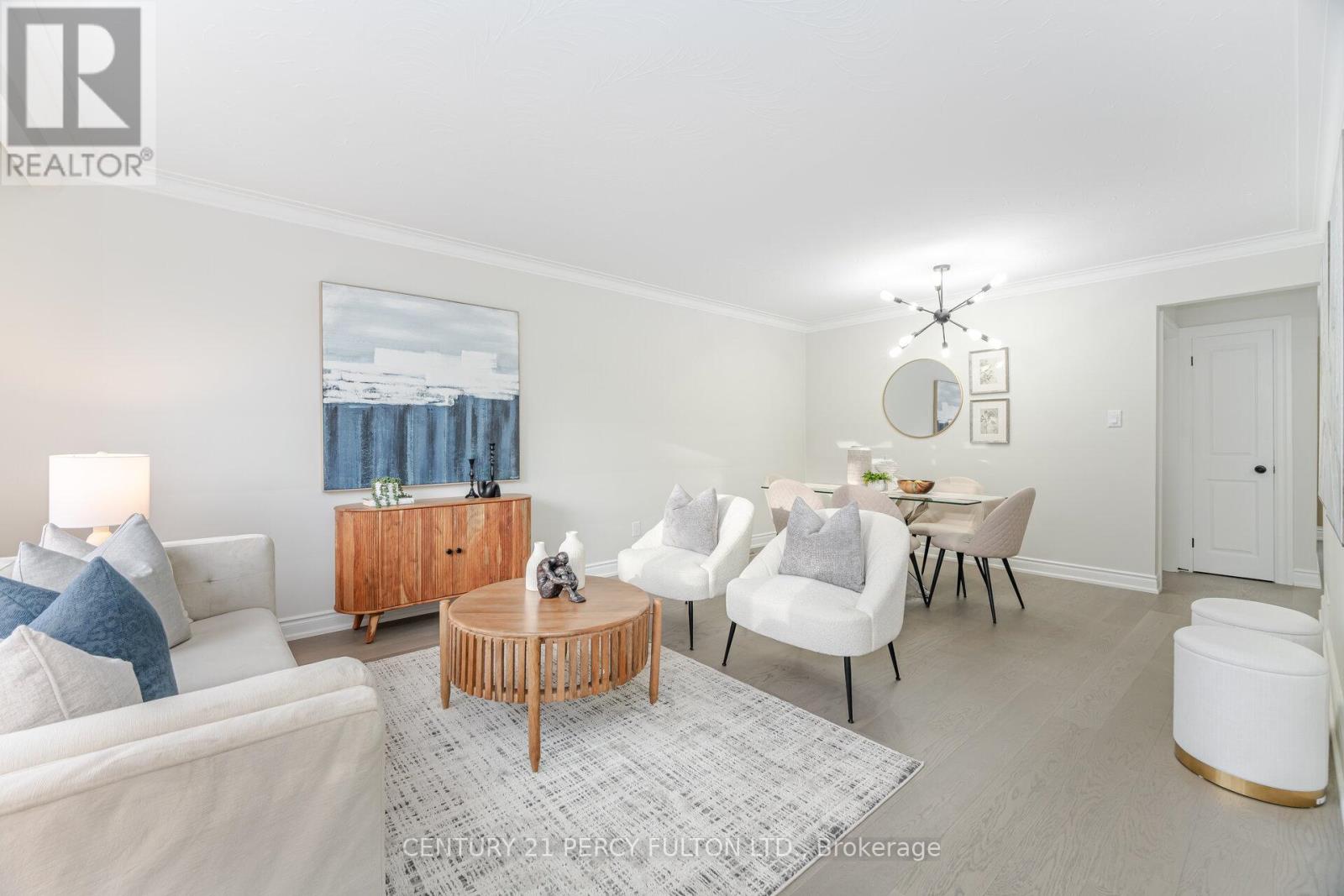 35 Lynnbrook Drive, Toronto, Ontario  M1H 2M1 - Photo 6 - E12538100