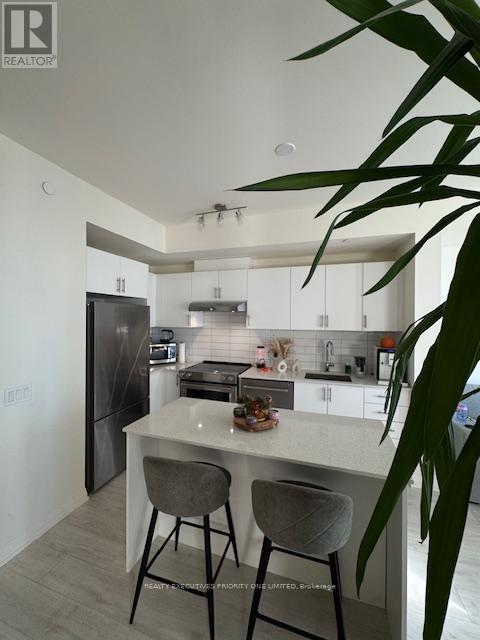 1416 - 9000 JANE STREET, Vaughan, Ontario