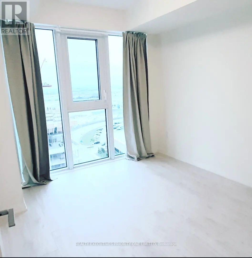 1416 - 9000 Jane Street, Vaughan, Ontario  L4H 0C6 - Photo 11 - N12537904