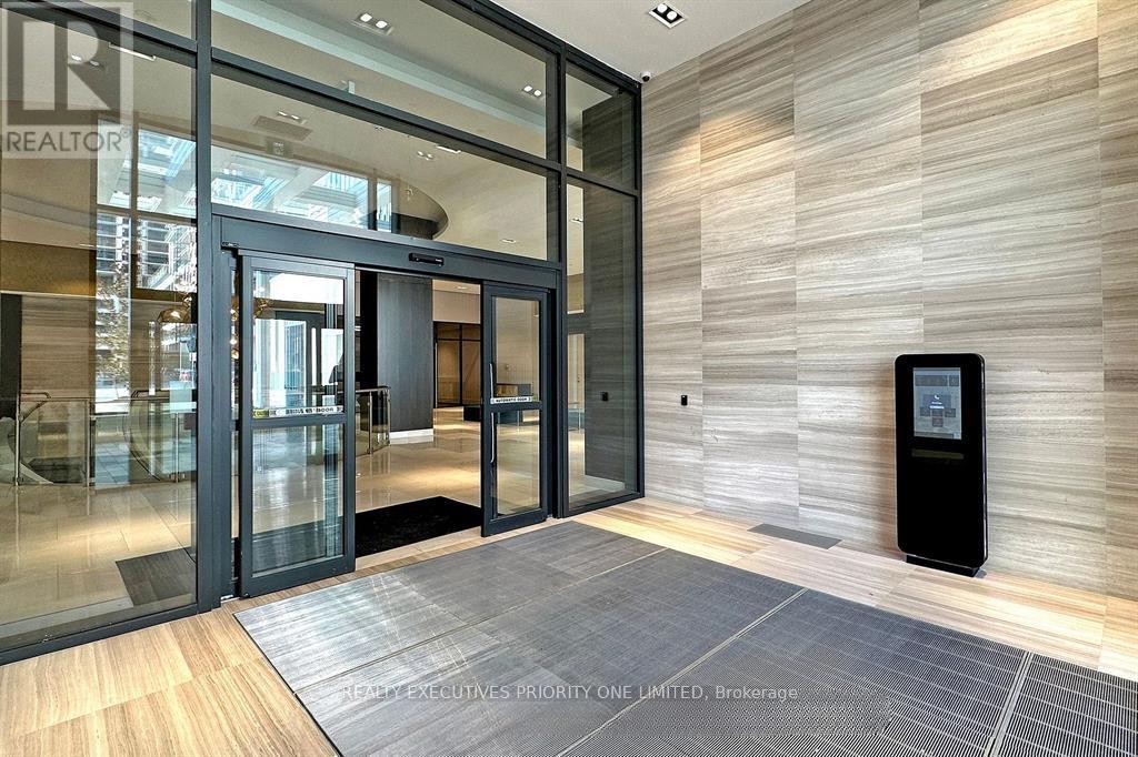 1416 - 9000 Jane Street, Vaughan, Ontario  L4H 0C6 - Photo 13 - N12537904