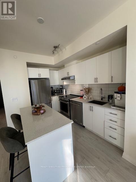 1416 - 9000 Jane Street, Vaughan, Ontario  L4H 0C6 - Photo 4 - N12537904