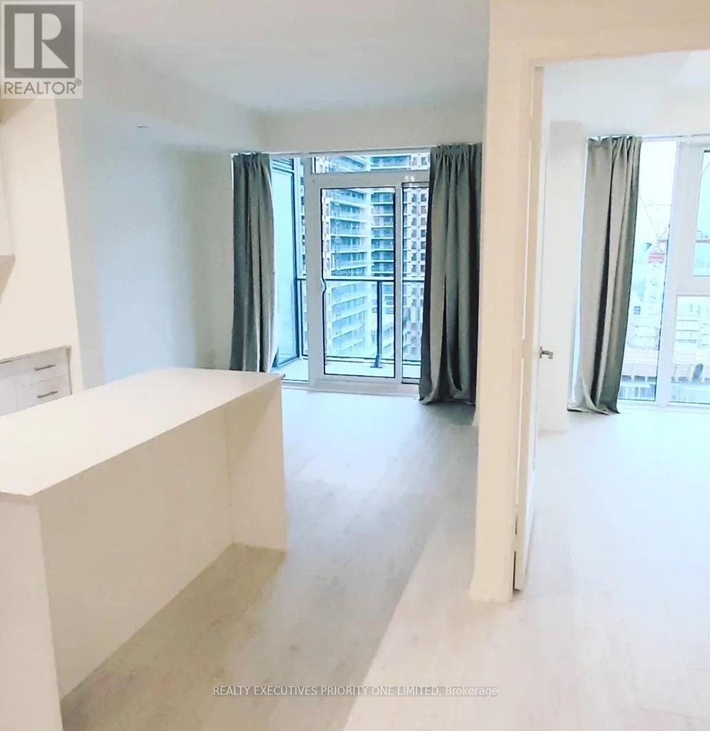 1416 - 9000 Jane Street, Vaughan, Ontario  L4H 0C6 - Photo 8 - N12537904