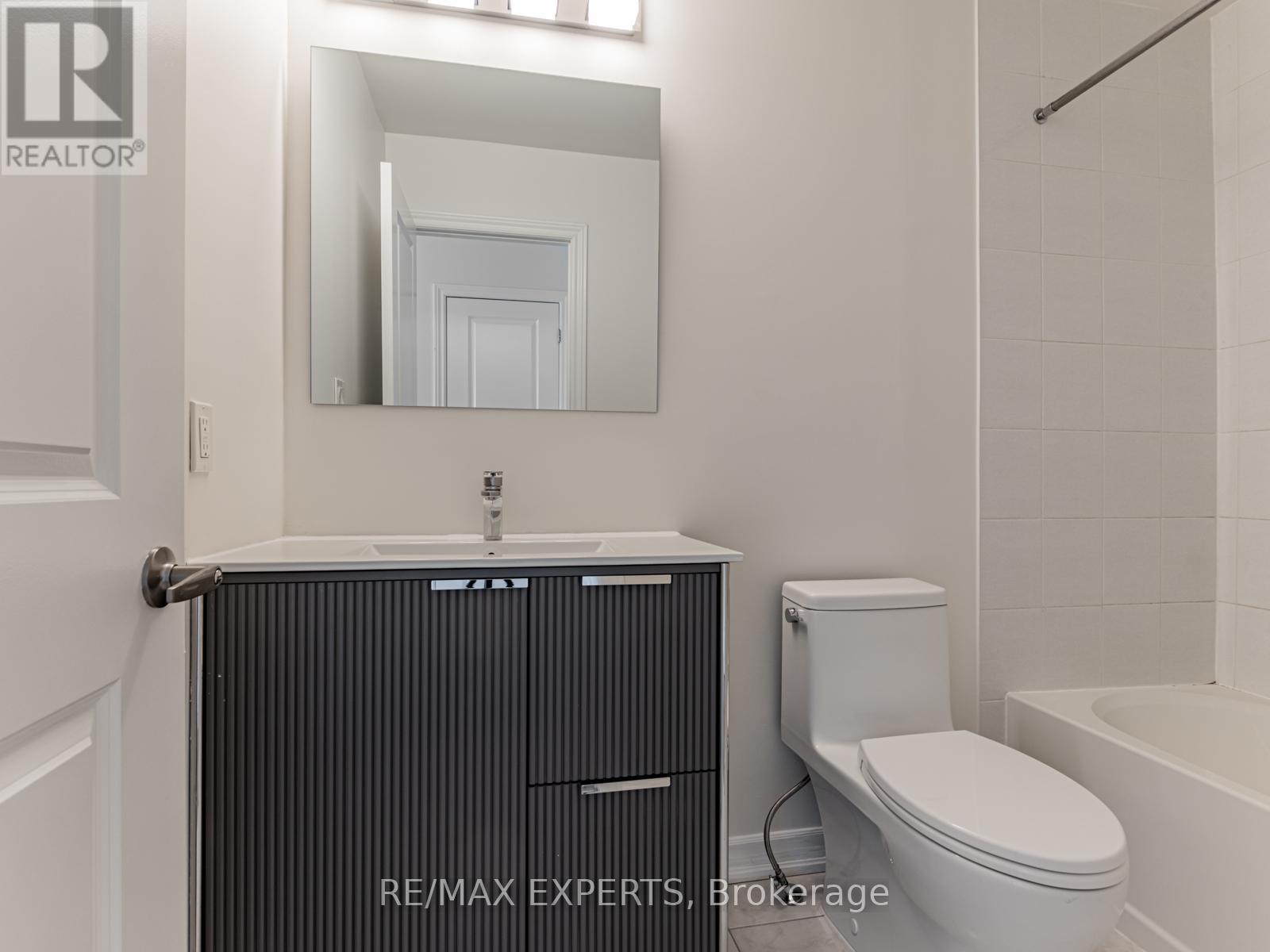 303 - 199 Pine Grove Road, Vaughan, Ontario  L4L 0H8 - Photo 21 - N12537906