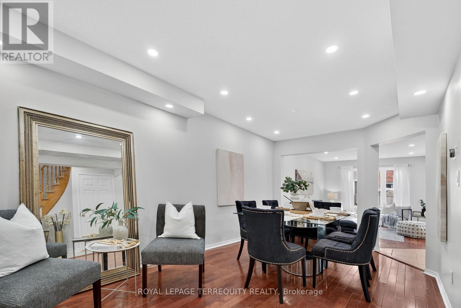 319 Penndutch Circle, Whitchurch-Stouffville, Ontario  L4A 0P2 - Photo 6 - N12538010