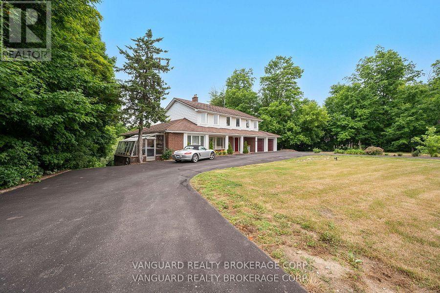 80 Kleins Crescent, Vaughan, Ontario  L0J 1C0 - Photo 4 - N12538020