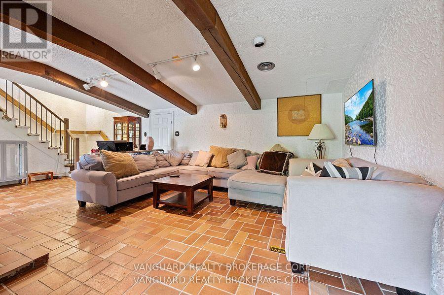 80 Kleins Crescent, Vaughan, Ontario  L0J 1C0 - Photo 47 - N12538020