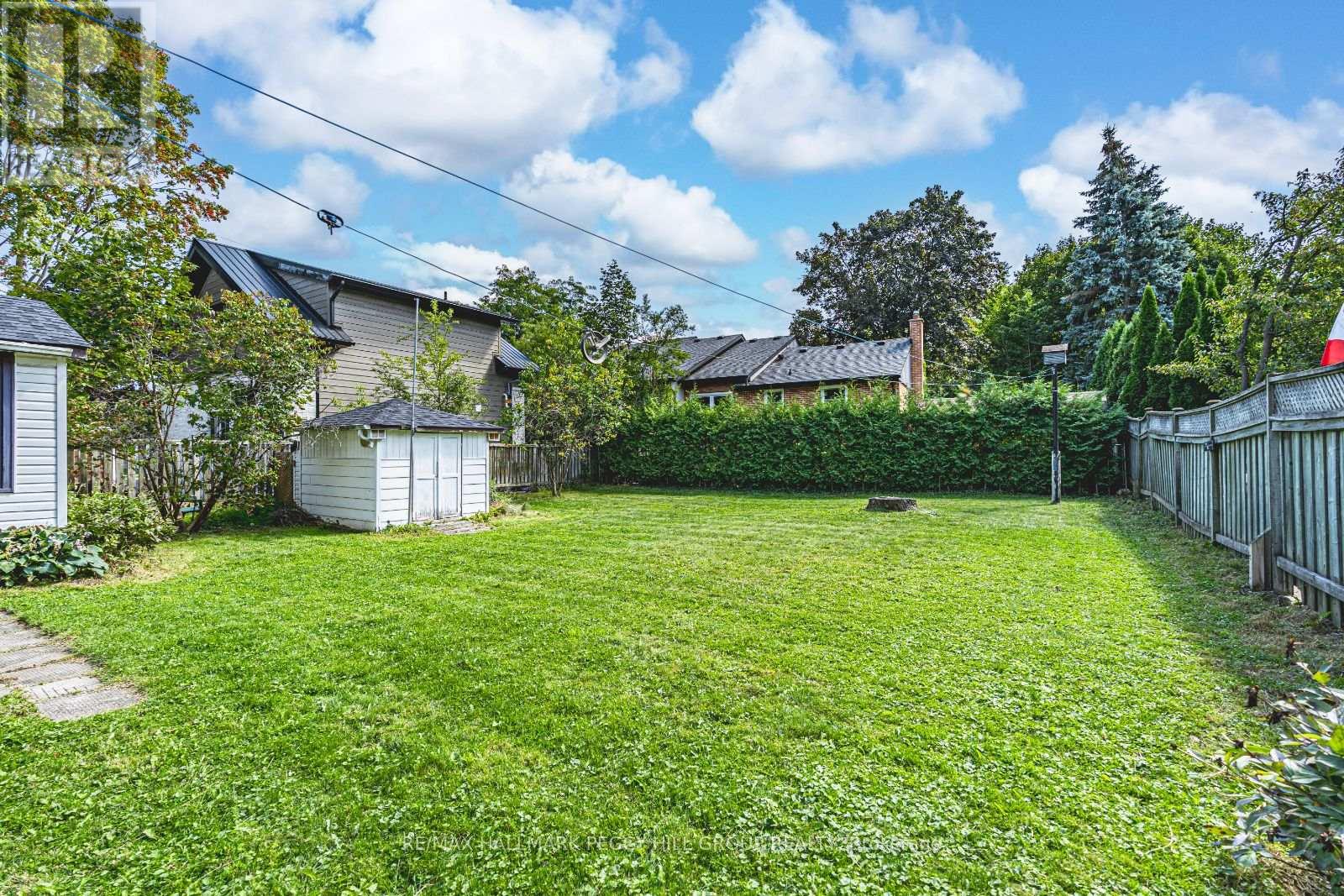 85 Tyler Street, Aurora, Ontario  L4G 2N4 - Photo 3 - N12538032