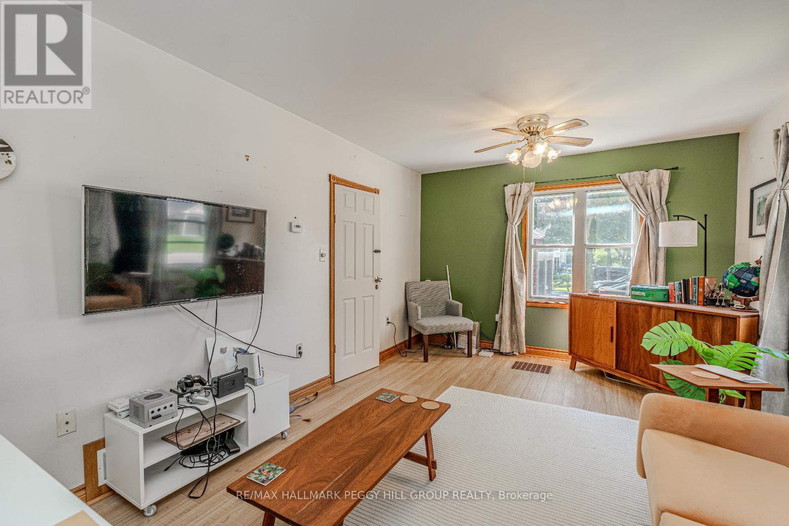 85 Tyler Street, Aurora, Ontario  L4G 2N4 - Photo 8 - N12538032