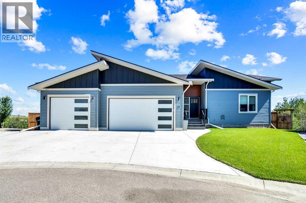 18 Poplar Ridge Close, Didsbury, Alberta  T0M 0W0 - Photo 1 - A2247405