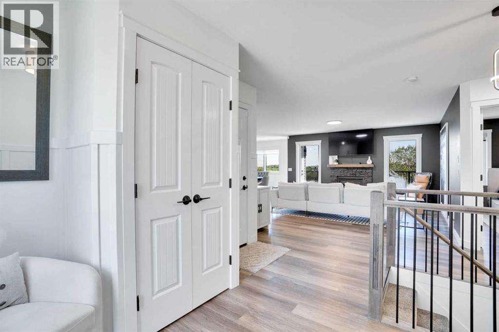 18 Poplar Ridge Close, Didsbury, Alberta  T0M 0W0 - Photo 4 - A2247405