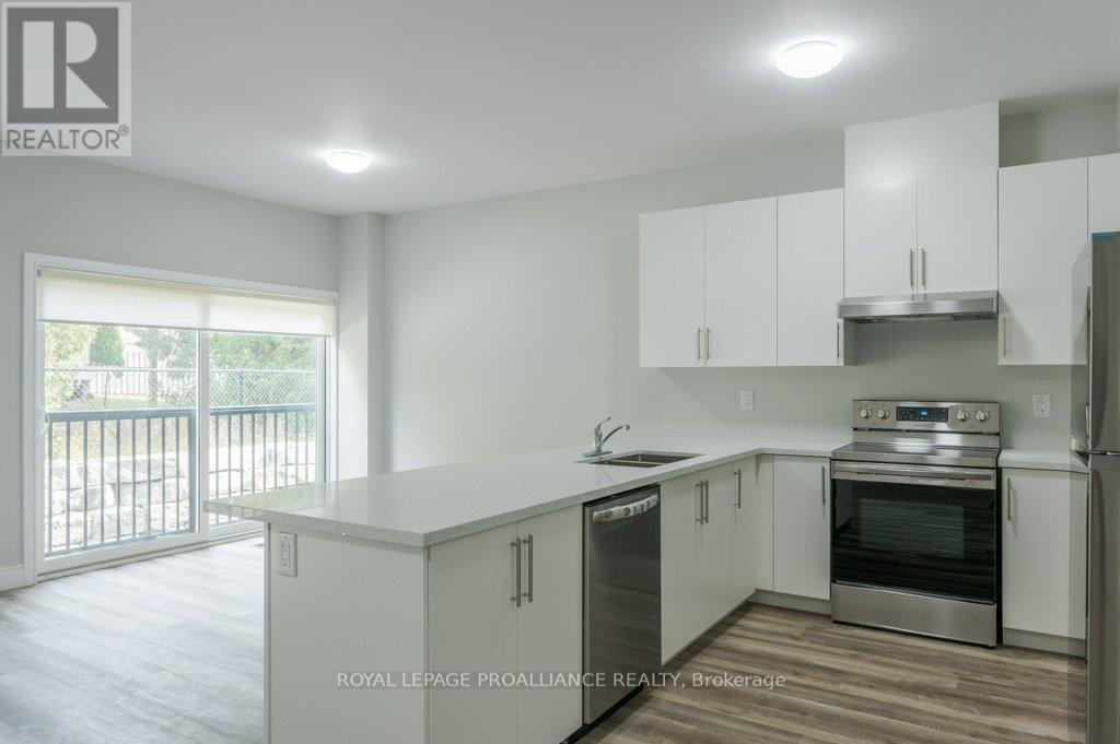 18 - 550 Brealey Drive, Peterborough, Ontario  K9K 2R7 - Photo 14 - X12538224