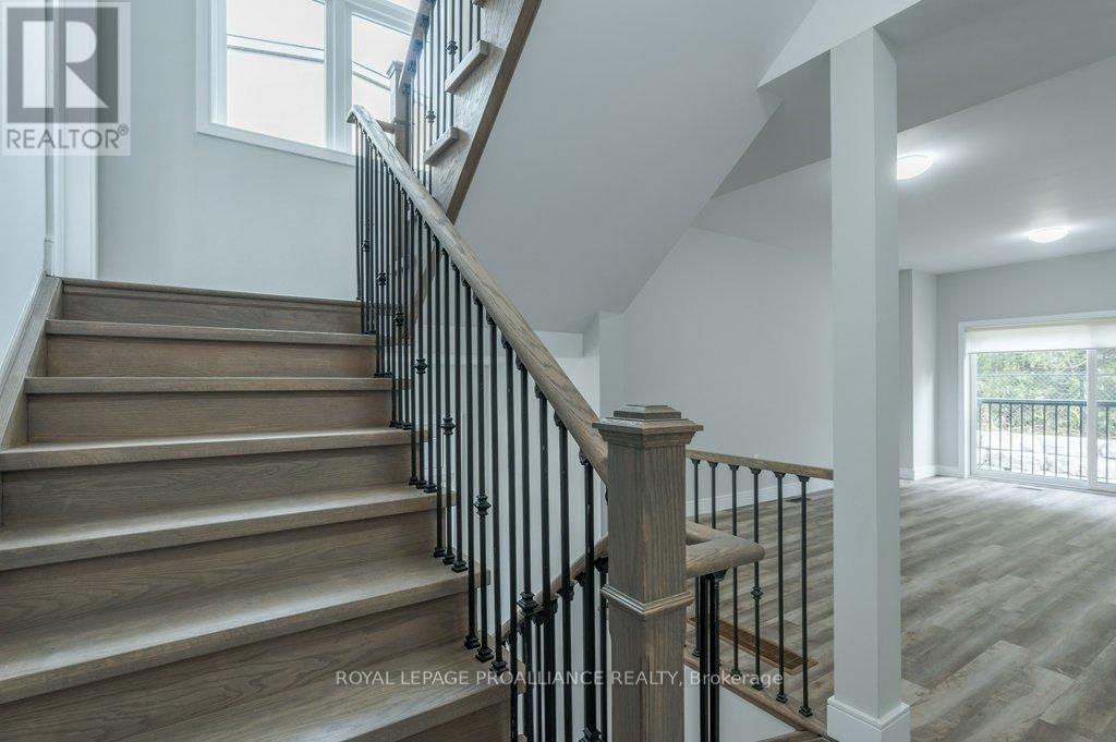 18 - 550 Brealey Drive, Peterborough, Ontario  K9K 2R7 - Photo 18 - X12538224