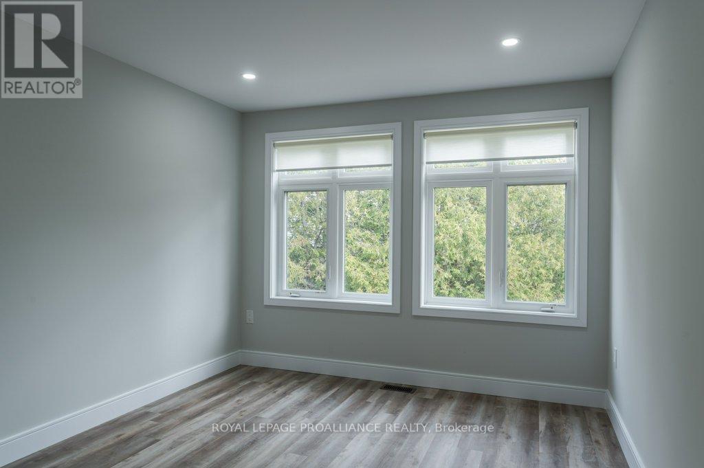 18 - 550 Brealey Drive, Peterborough, Ontario  K9K 2R7 - Photo 32 - X12538224