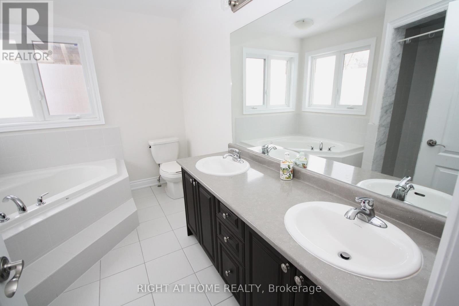 66 White Crescent, Barrie, Ontario  L4N 5Z9 - Photo 19 - S12537952