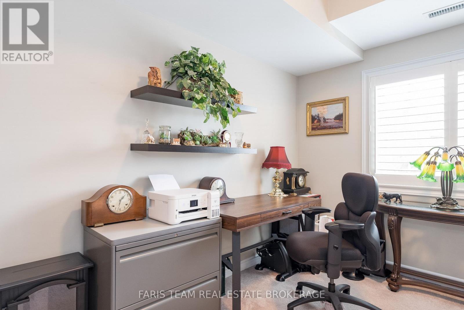 210 - 40 Ferndale Drive S, Barrie, Ontario  L4N 2L3 - Photo 15 - S12538104