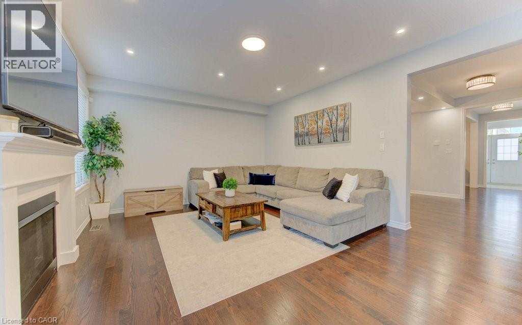 231 Grovehill Crescent, Kitchener, Ontario  N2R 0K8 - Photo 15 - 40775312