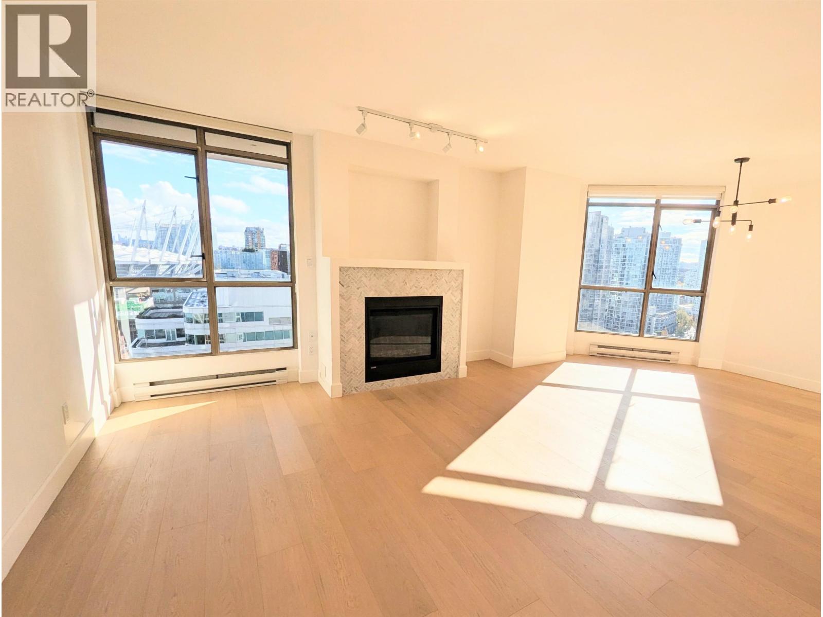 1903 867 Hamilton Street, Vancouver, British Columbia  V6B 6B7 - Photo 2 - R3052429