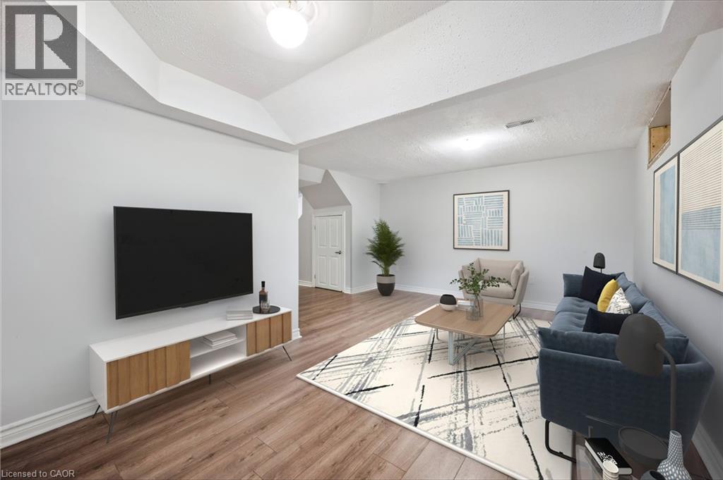 90 Highbrook Street, Kitchener, Ontario  N2E 3P3 - Photo 19 - 40779101