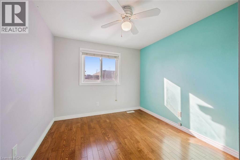 90 Highbrook Street, Kitchener, Ontario  N2E 3P3 - Photo 16 - 40779101